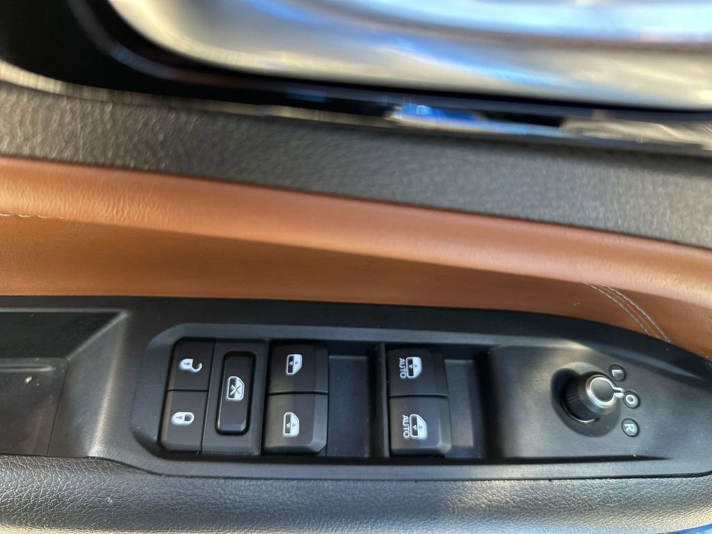 Used 2024 Jeep Compass Limited image 15