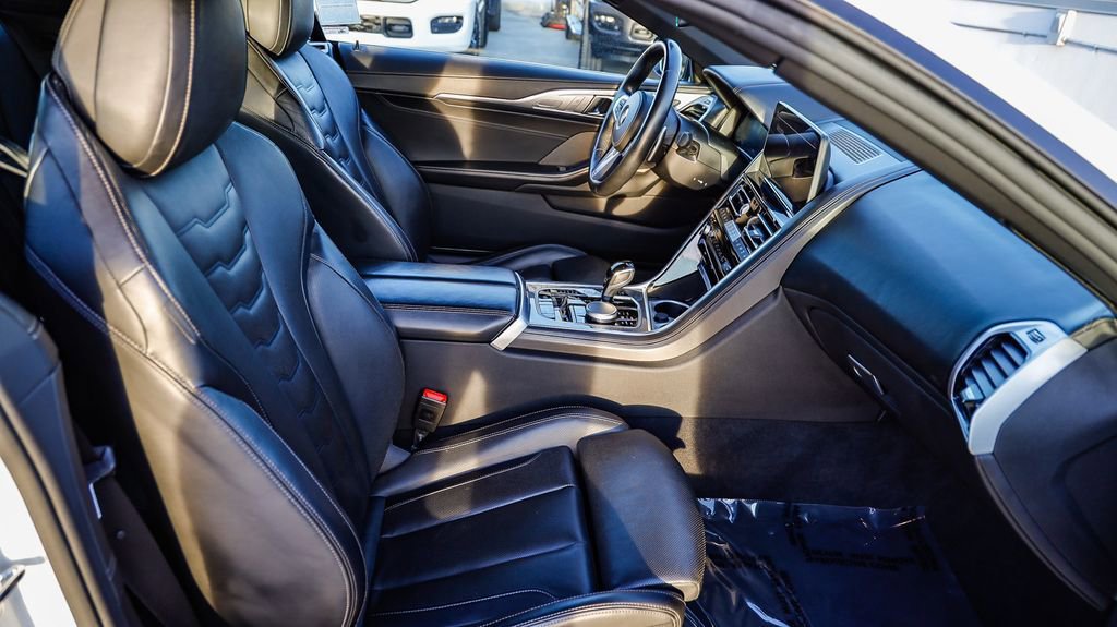 Used 2025 BMW 840i Convertible w/ Driving Assistance Package RWD image 19