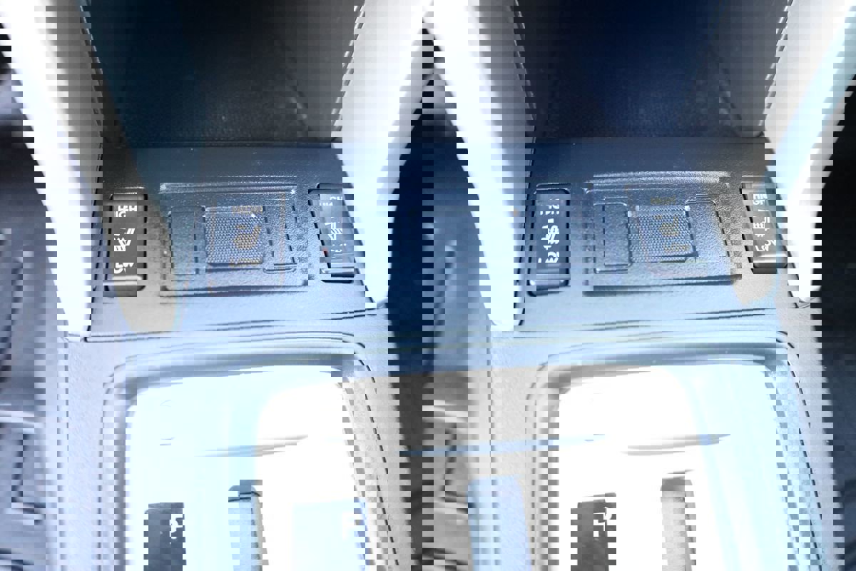 Used 2016 Subaru Forester 2.5i Premium w/ All-Weather Package image 25