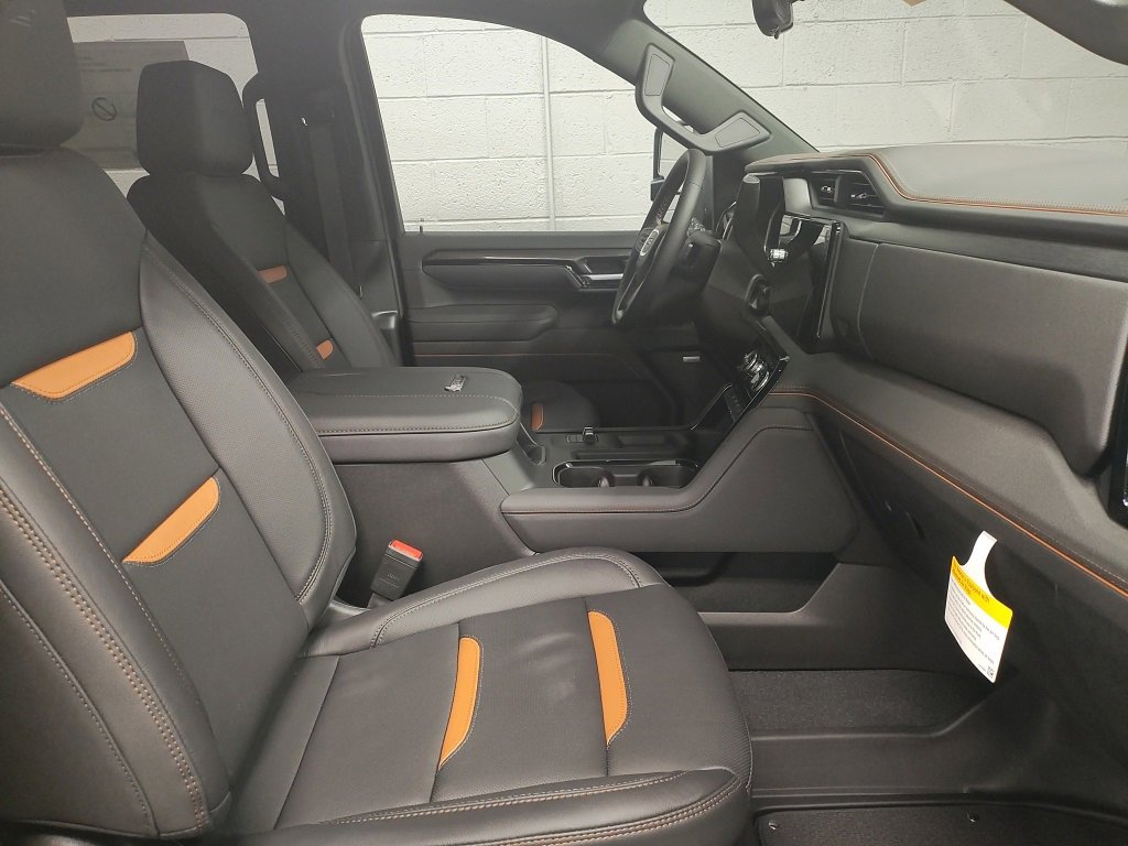 New 2026 GMC Sierra 2500 AT4 w/ Technology Package image 7