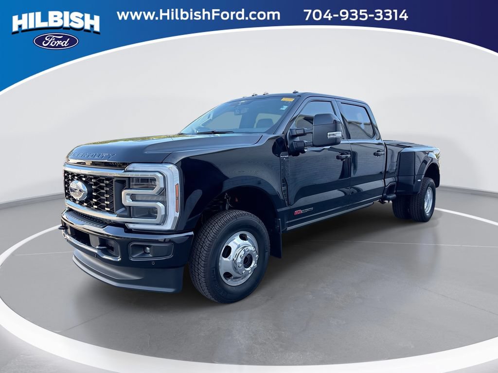Used 2026 Ford F350 Platinum AWD/4WD image 1