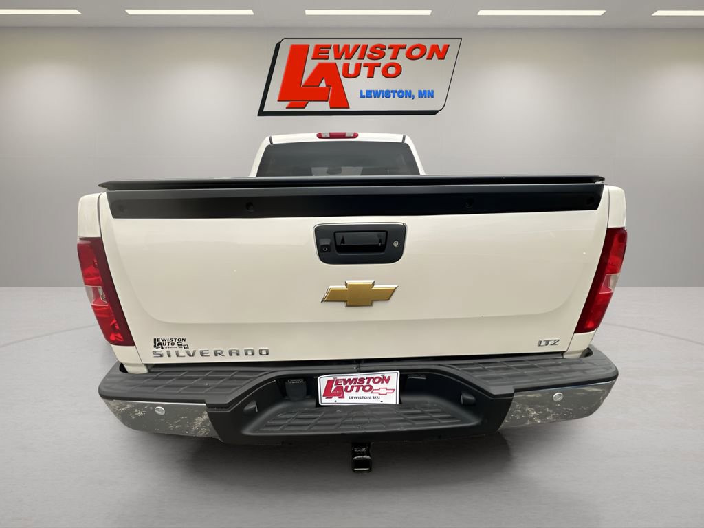 Used 2013 Chevrolet Silverado 1500 LTZ w/ LTZ White Diamond Edition image 28