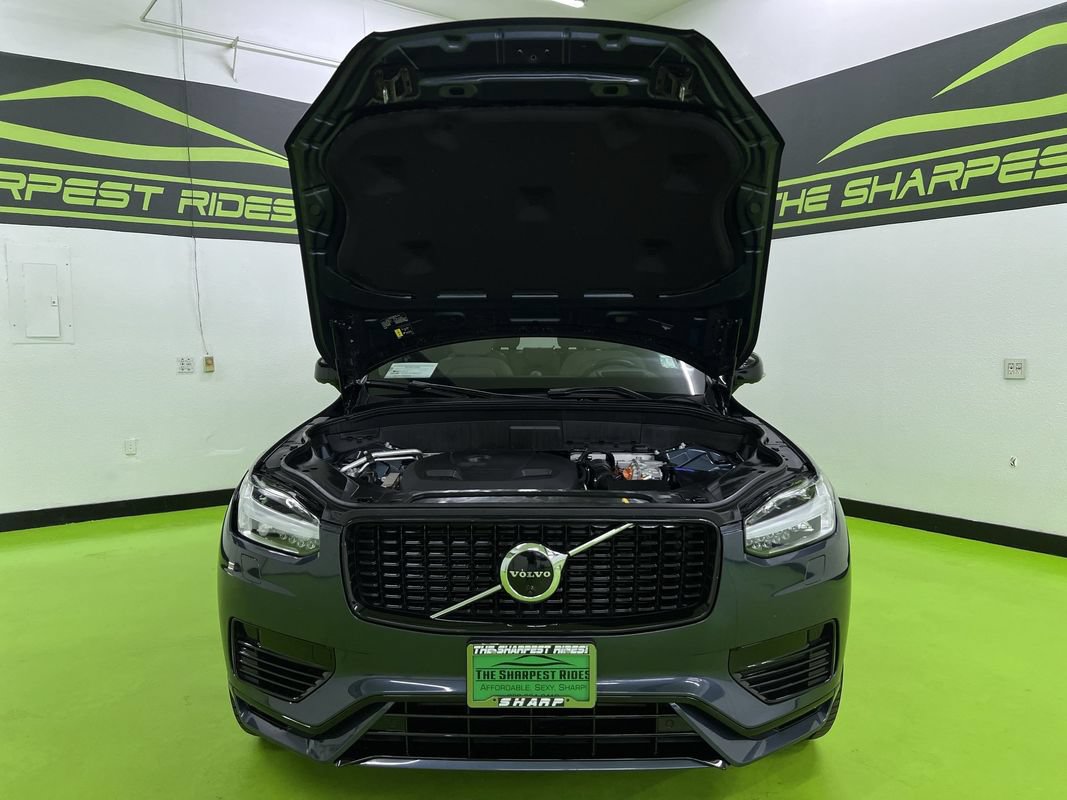 Used 2022 Volvo XC90 T8 R-Design w/ Advanced Package AWD/4WD image 4