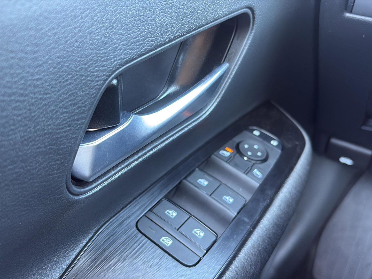 New 2026 Nissan Kicks SV w/ Cold Weather Package image 18