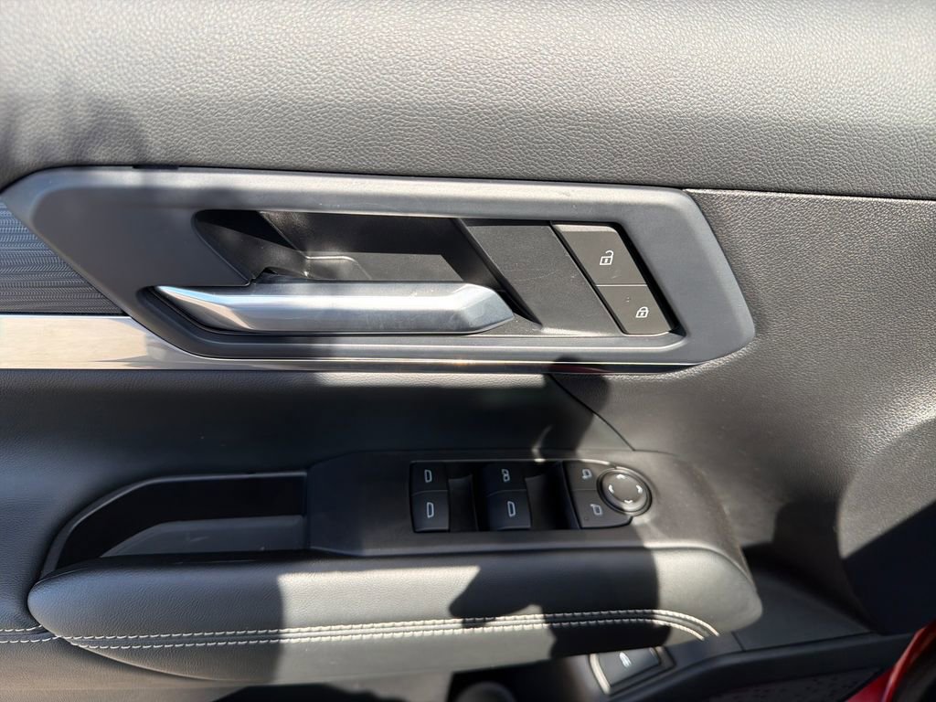 Used 2026 GMC Terrain Elevation w/ Elevation Premium Package image 21