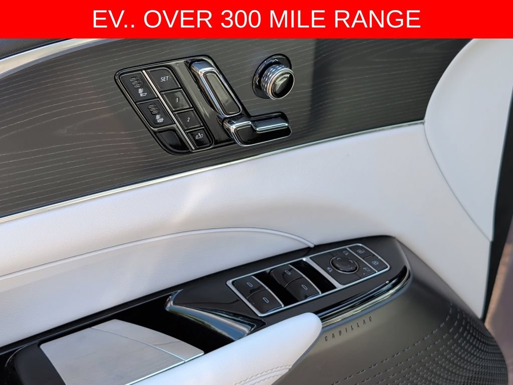 Used 2024 Cadillac Lyriq Luxury w/ LPO, Floor Liner Package AWD/4WD image 14