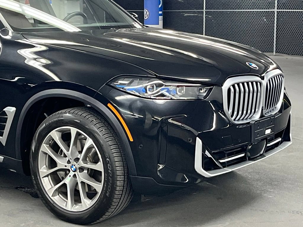 Used 2026 BMW X5 xDrive40i w/ Premium Package AWD/4WD image 41