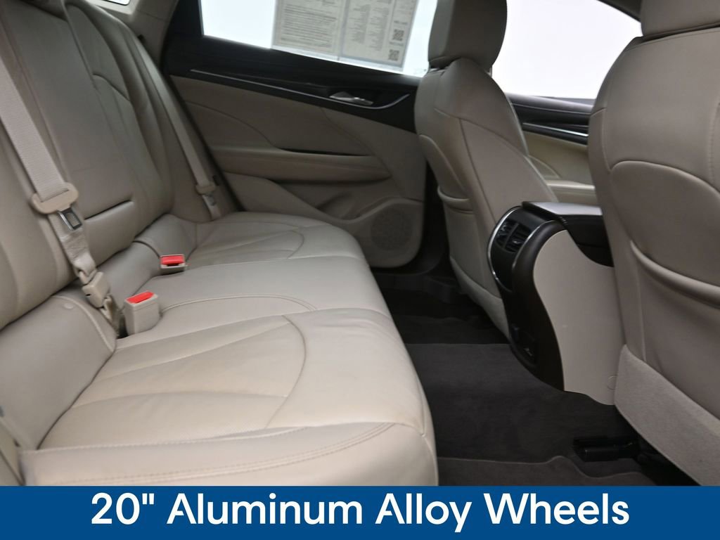 Used 2017 Buick LaCrosse Premium w/ Dynamic Driver Package image 9