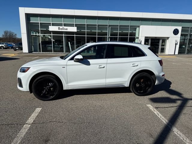 Used 2023 Audi Q5 2.0T Premium Plus w/ Premium Plus Package image 4