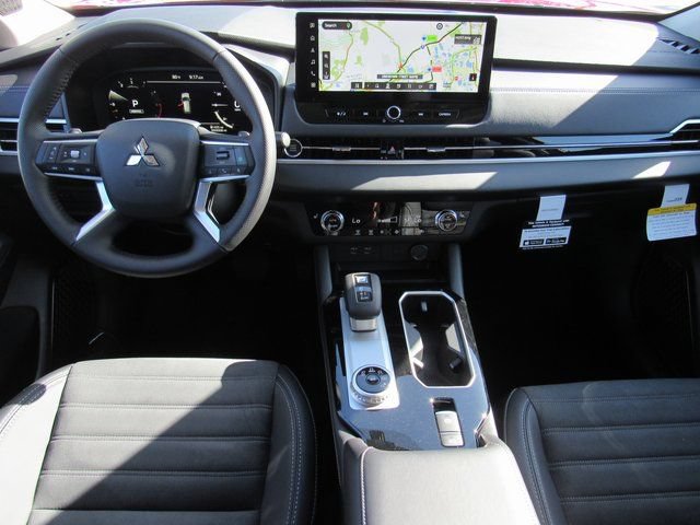 New 2025 Mitsubishi Outlander SE FWD image 10