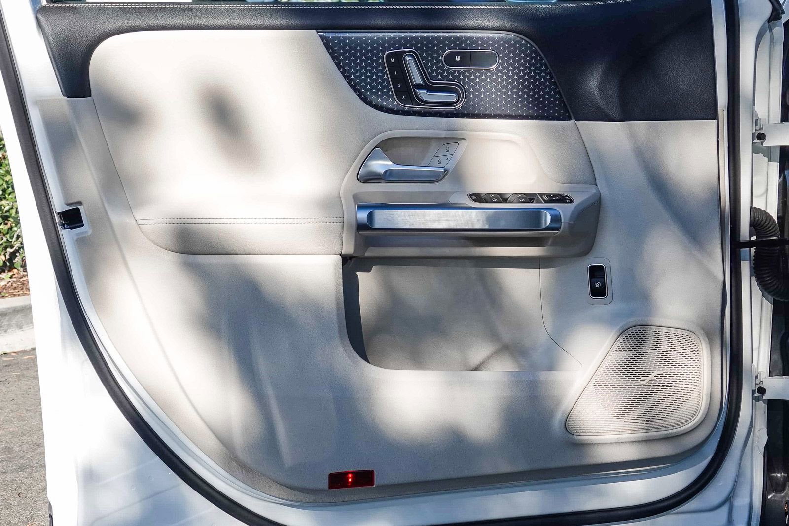 Used 2024 Mercedes-Benz EQB 350 4MATIC SUV image 20