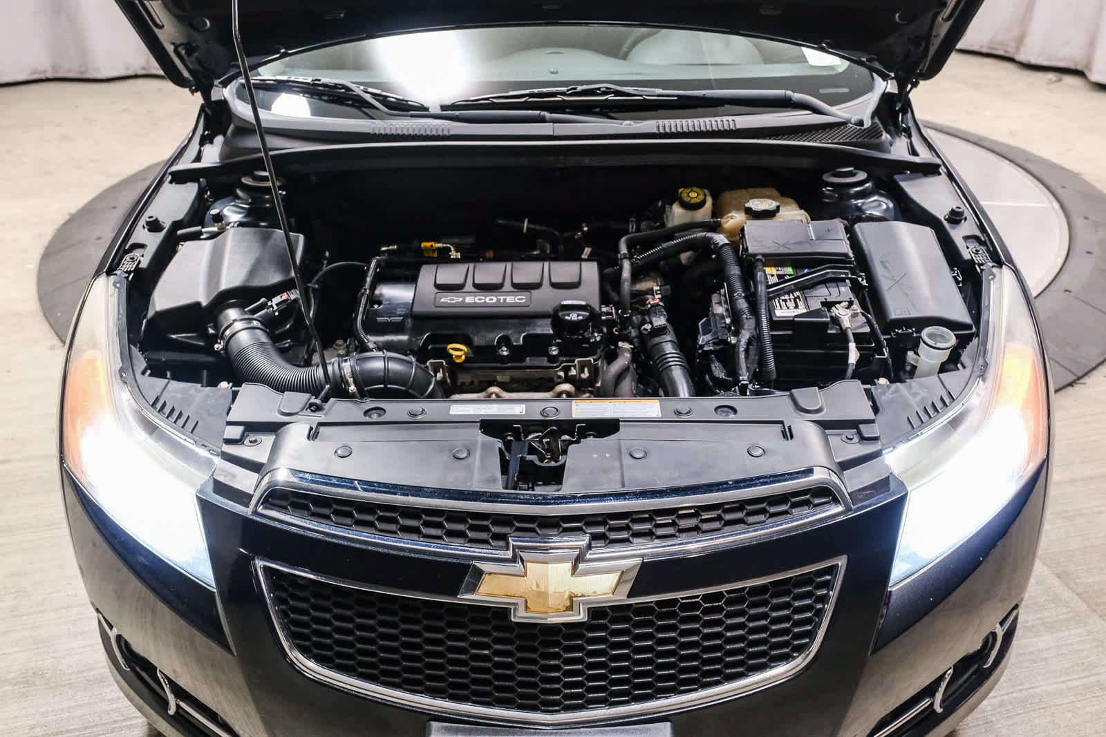 Used 2014 Chevrolet Cruze LT w/ RS Package FWD image 32