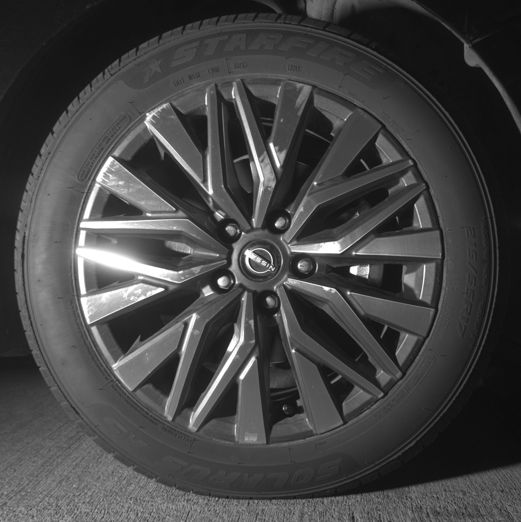 Used 2025 Nissan Altima 2.5 SV FWD image 10