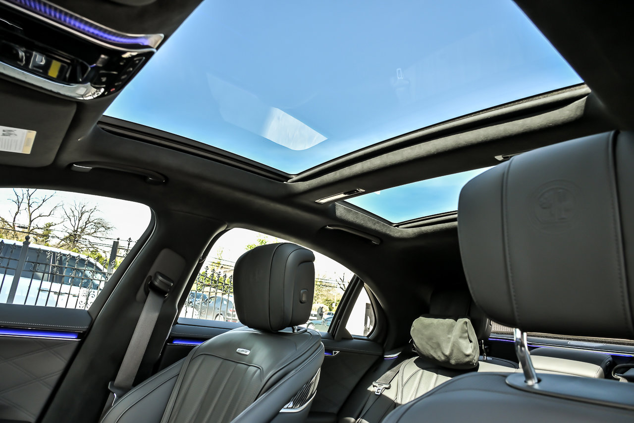 Used 2025 Mercedes-Benz S 63 AMG S image 29