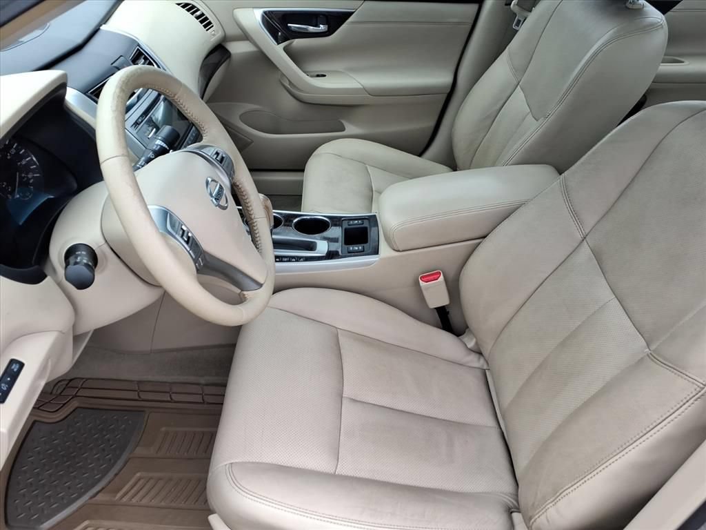 Used 2013 Nissan Altima 2.5 SL w/ 2.5 Moonroof Pkg FWD image 12