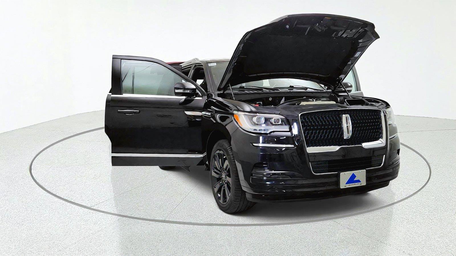 Used 2024 Lincoln Navigator L Reserve AWD/4WD image 31