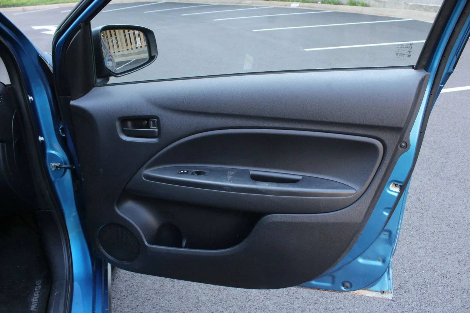 Used 2014 Mitsubishi Mirage DE FWD image 26
