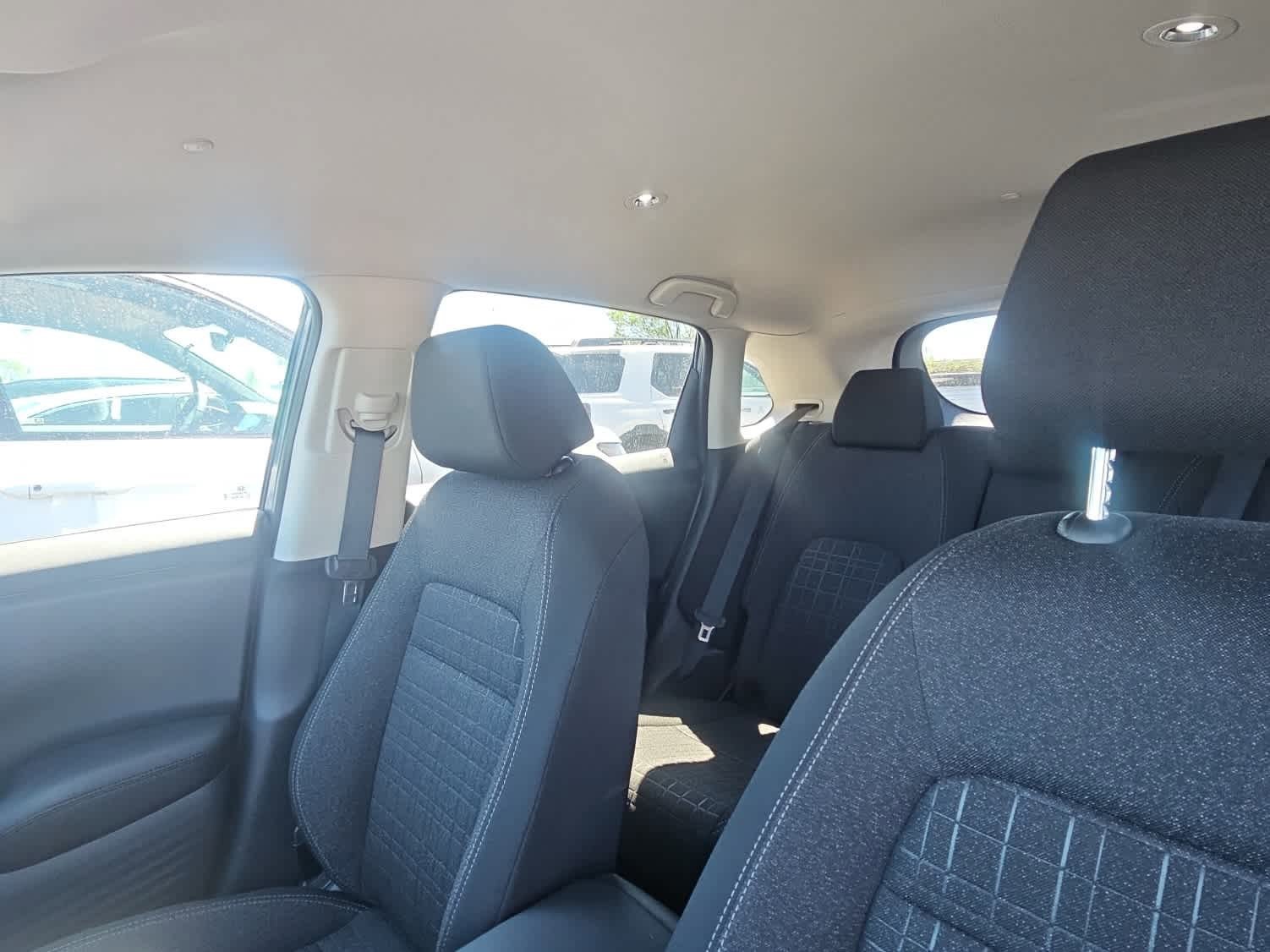 Used 2026 Honda HR-V LX image 6