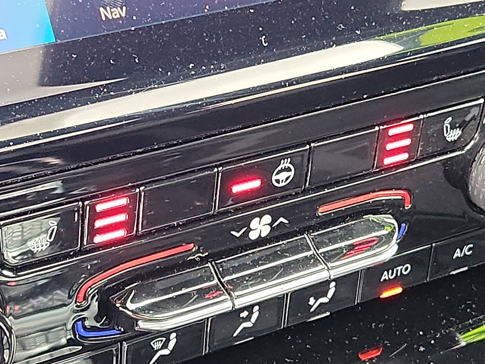 Certified 2025 Jeep Grand Cherokee Limited image 26