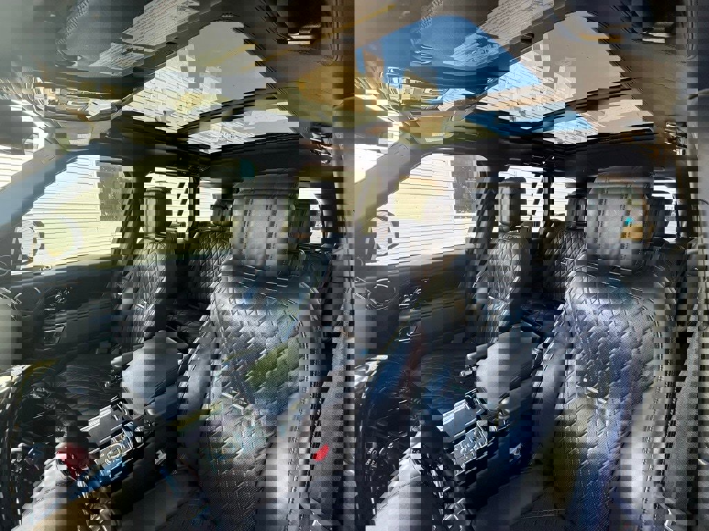 Used 2019 Land Rover Range Rover SV Autobiography Dynamic image 29