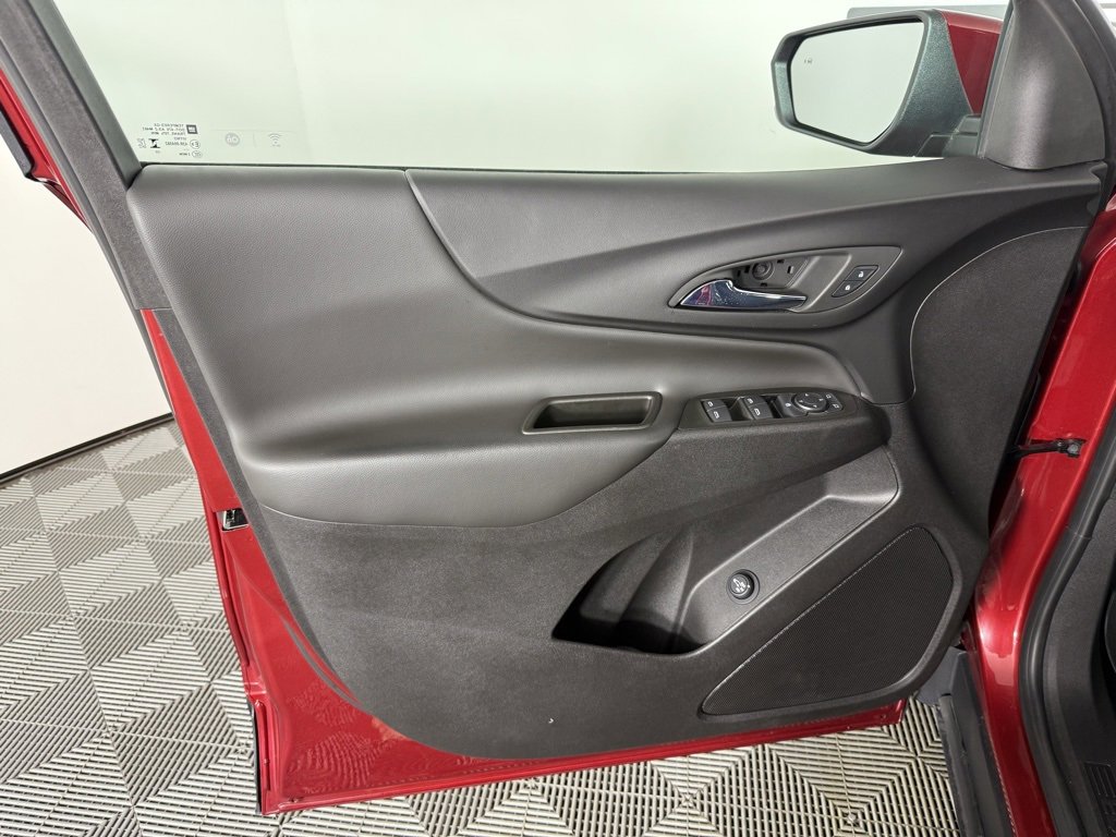 Used 2024 Chevrolet Equinox LT w/ LPO, Floor Liner Package image 13