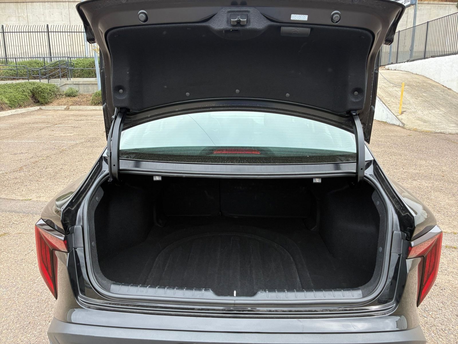 Used 2025 Kia K4 LXS image 30