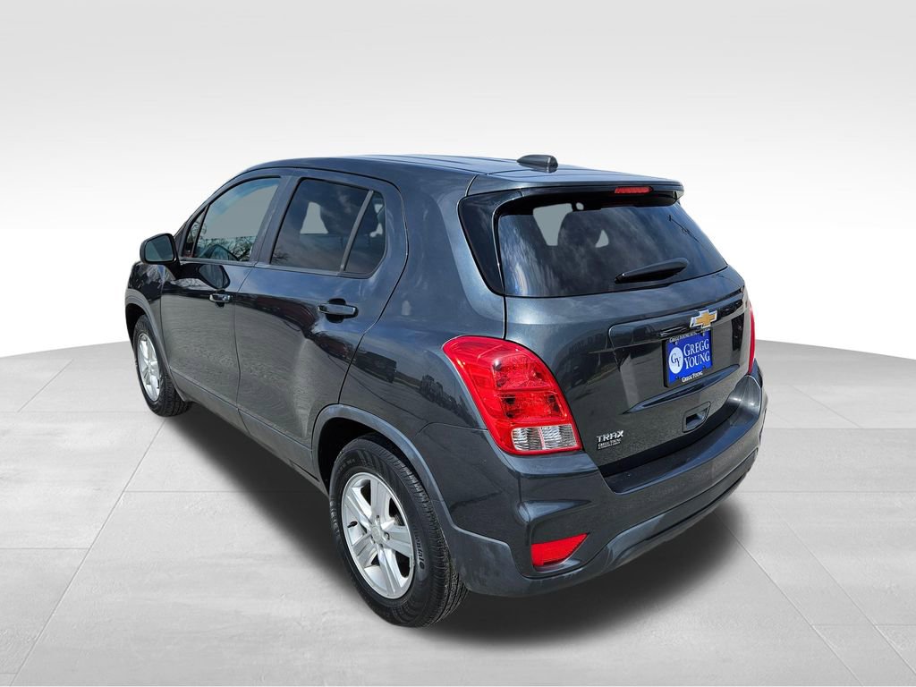 Used 2020 Chevrolet Trax LS w/ Tint and Cruise Package FWD image 9
