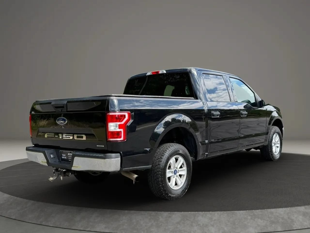 Used 2019 Ford F150 XLT AWD/4WD image 4