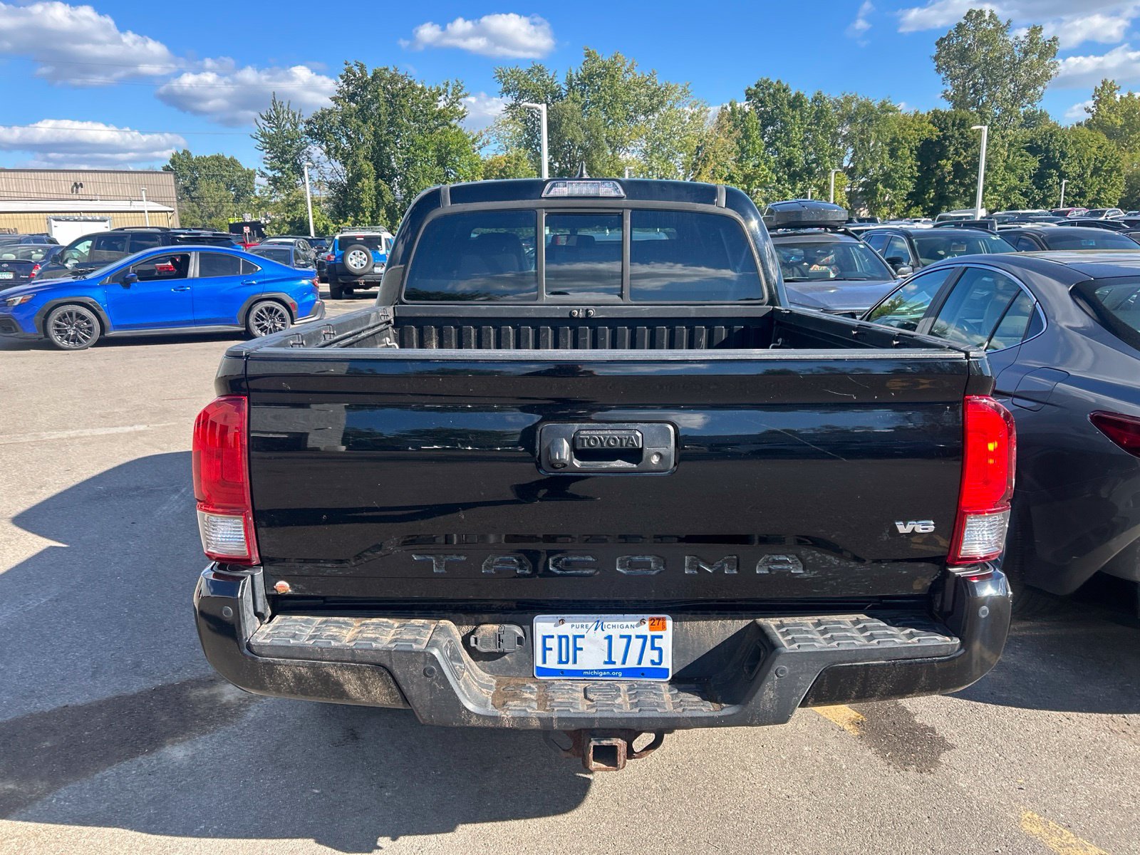 Used 2016 Toyota Tacoma TRD Sport w/ Premium & Technology Package AWD/4WD image 6