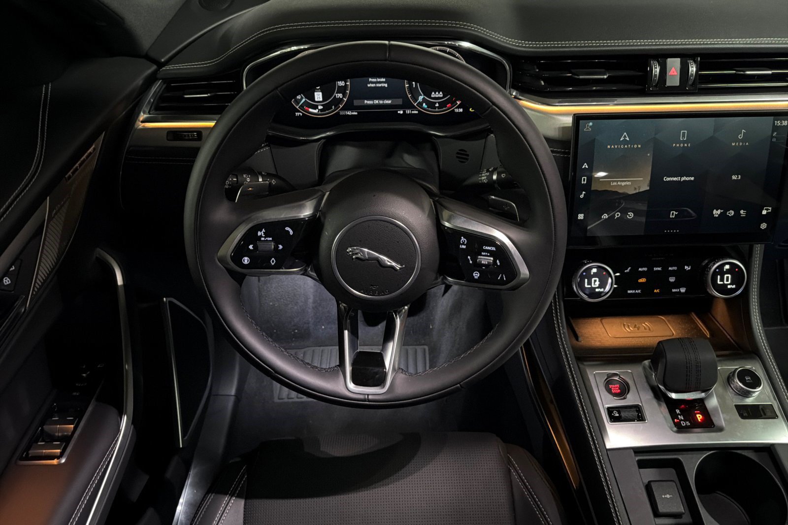 New 2026 Jaguar F-PACE R-Dynamic S AWD/4WD image 26