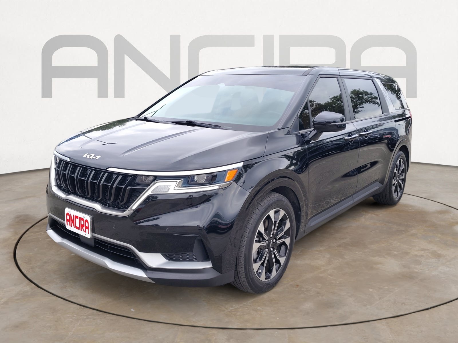 Used 2024 Kia Carnival EX FWD image 6