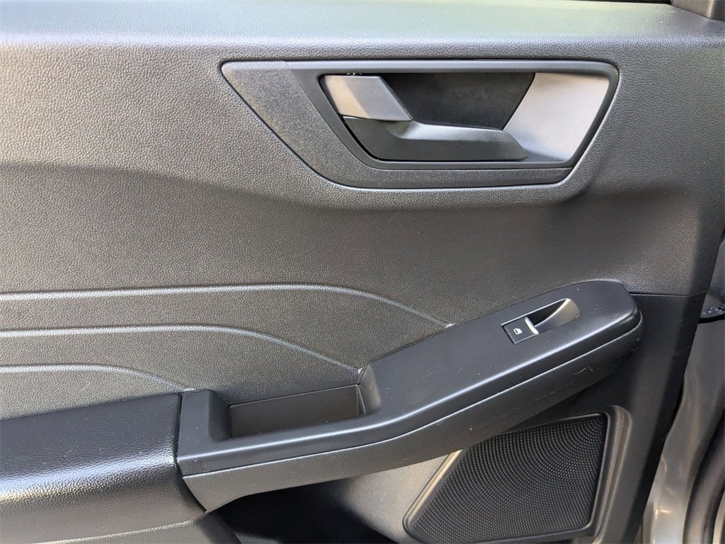 Used 2025 Ford Escape Active image 23