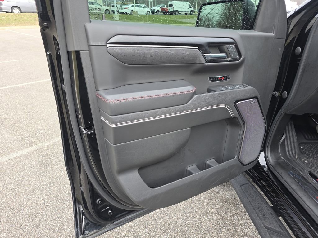 Used 2022 GMC Sierra 1500 AT4X image 23