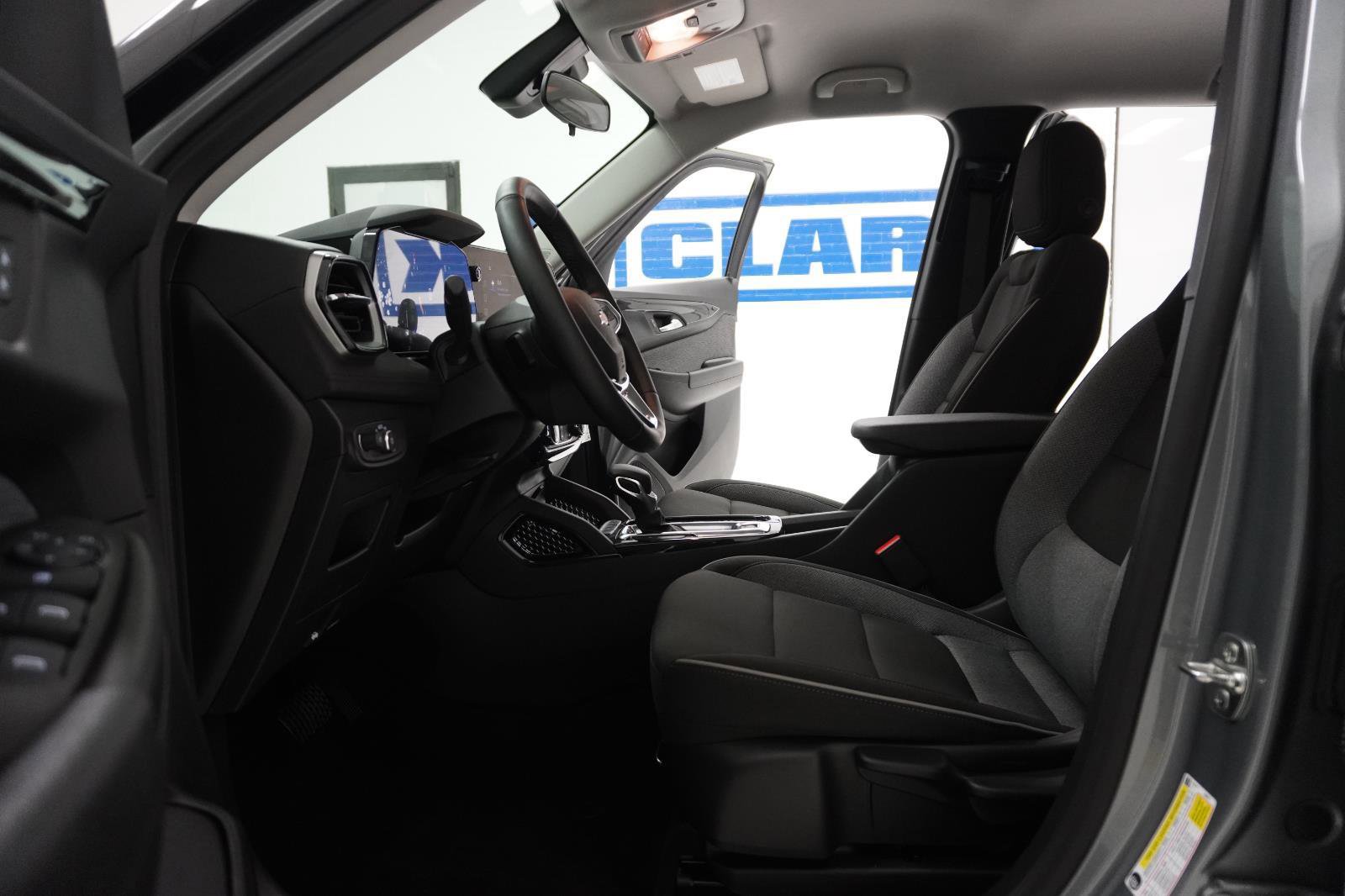 Used 2026 Chevrolet TrailBlazer LT w/ LT Cold Weather Package image 15