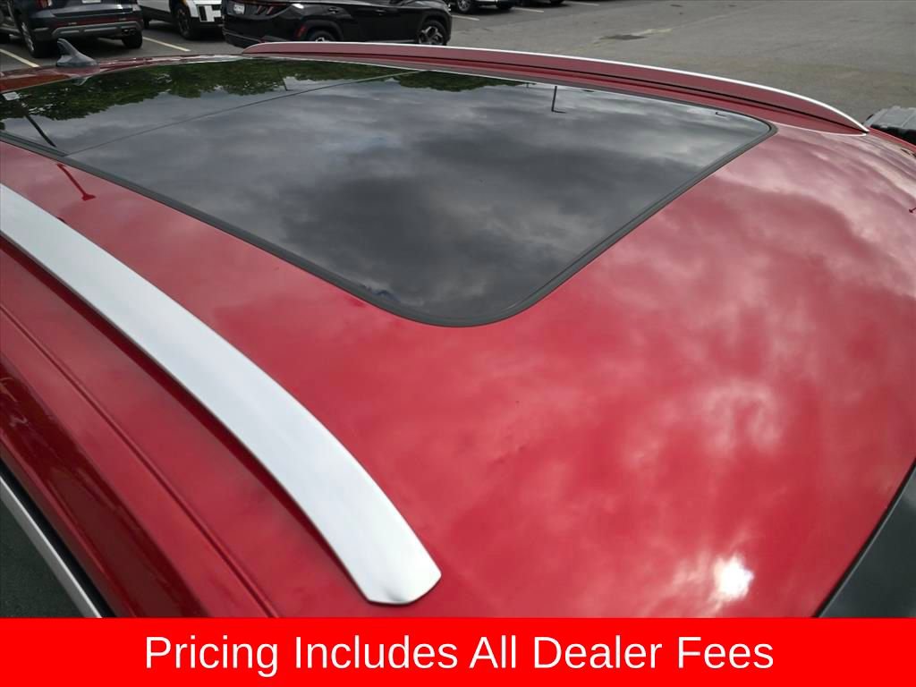 Used 2024 Volkswagen Atlas Cross Sport SEL R-Line AWD/4WD image 8