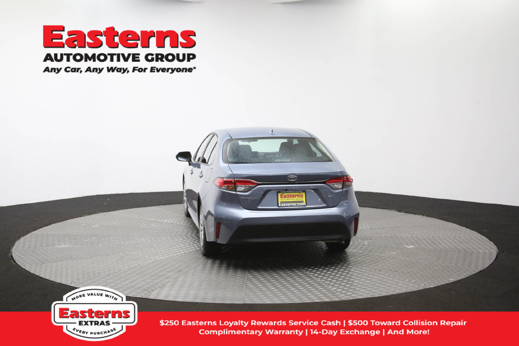 Used 2026 Toyota Corolla LE FWD image 39