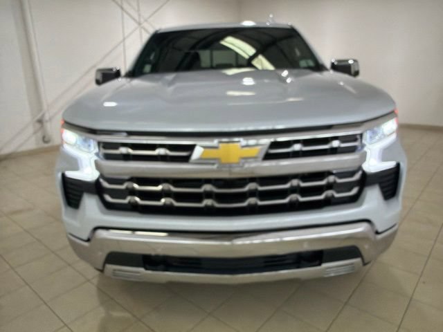New 2026 Chevrolet Silverado 1500 LTZ w/ Technology Package AWD/4WD image 9