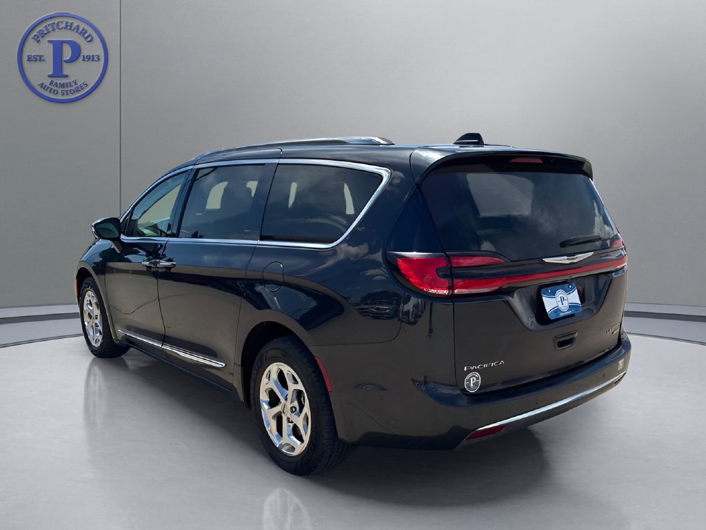 Used 2021 Chrysler Pacifica Limited w/ Premium & Safety Sphere Group AWD/4WD image 5