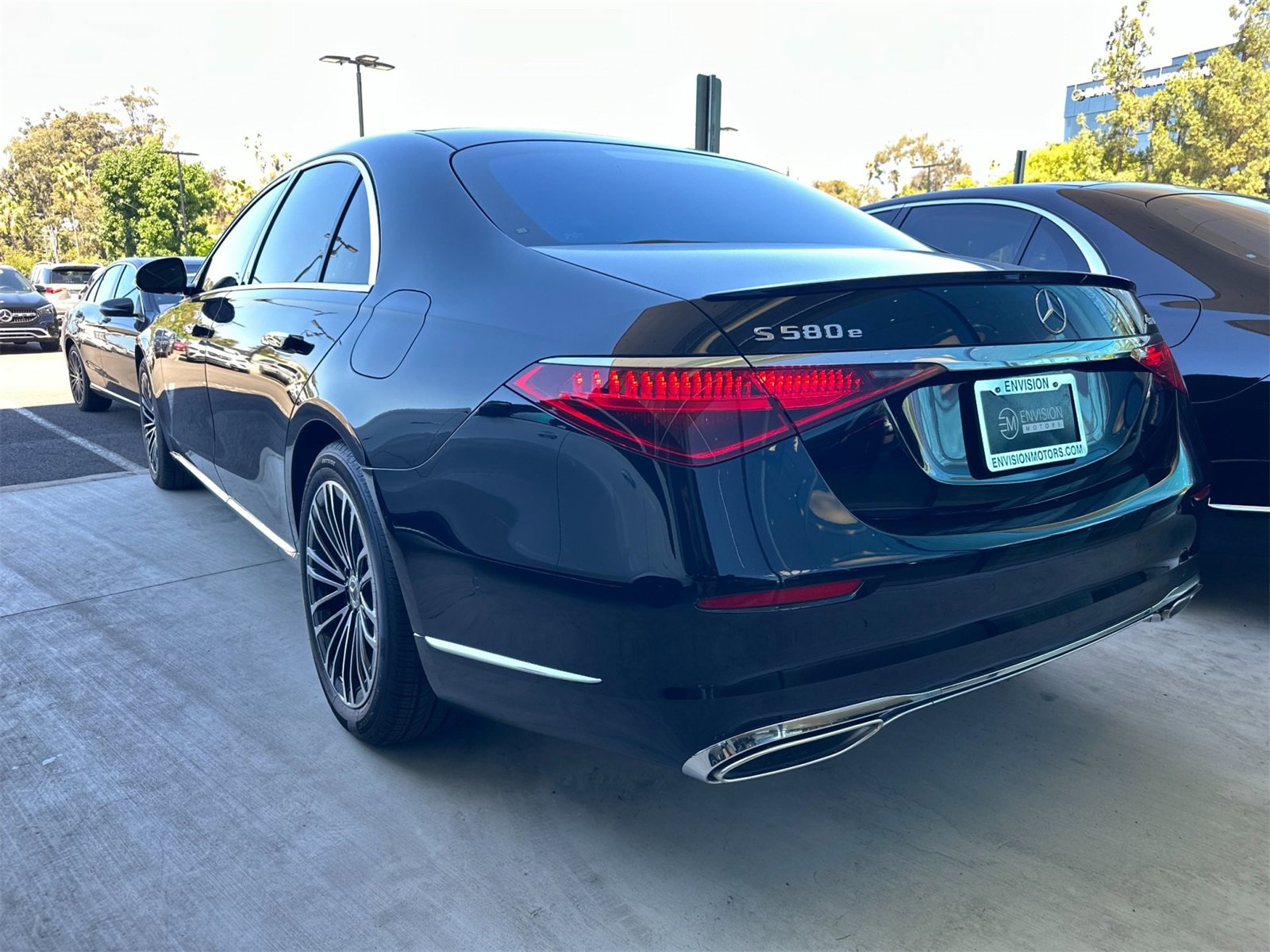 New 2024 Mercedes-Benz S 580e 4MATIC Sedan image 5
