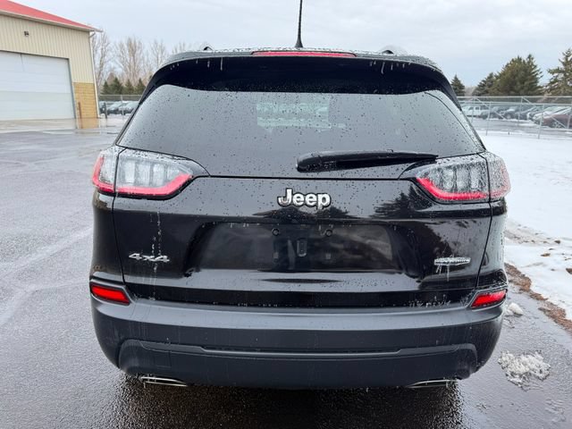 Used 2019 Jeep Cherokee Latitude w/ Popular Appearance Group AWD/4WD image 2