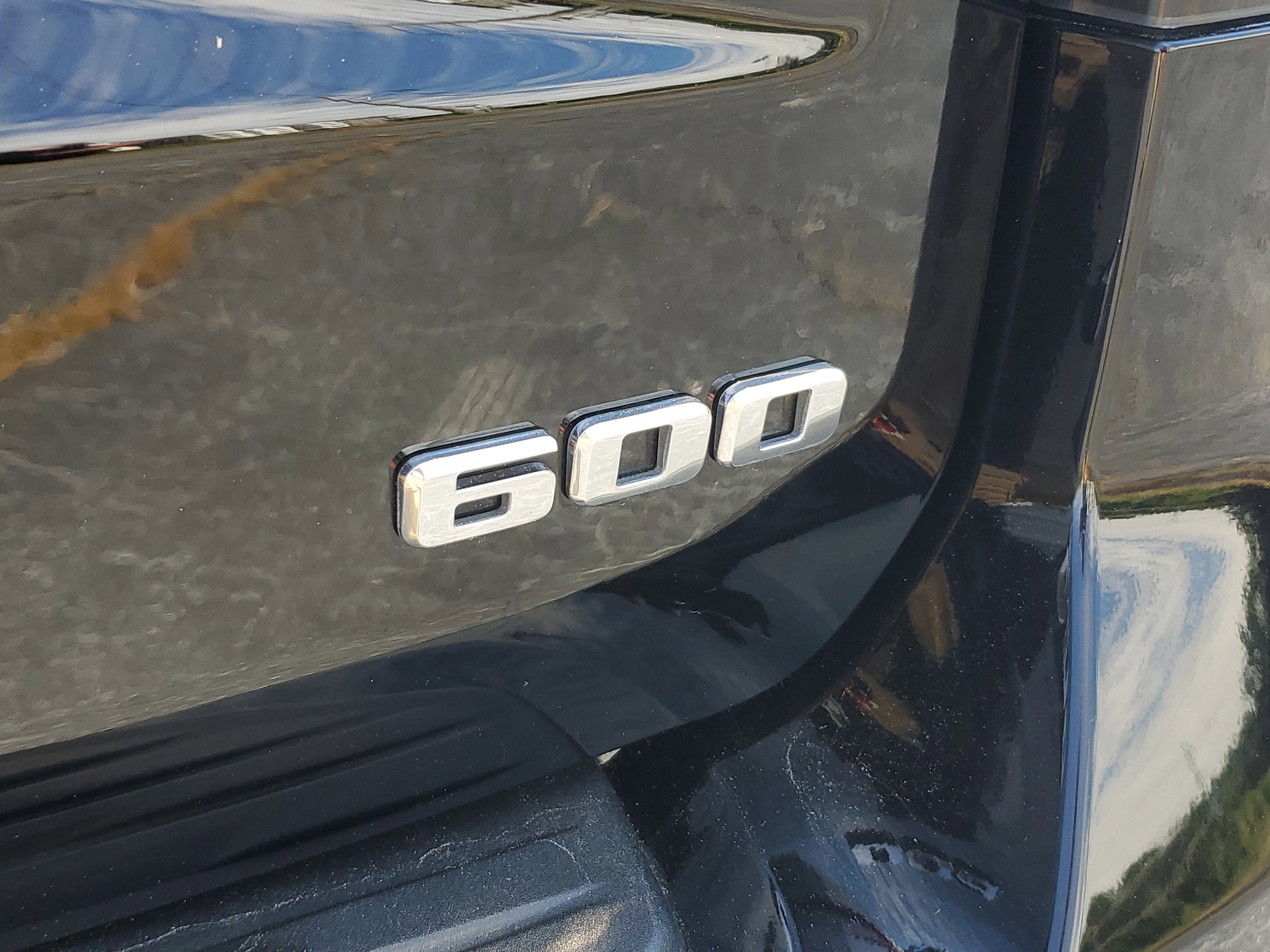 Used 2024 Cadillac Escalade Sport image 6