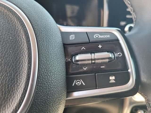 Used 2023 Kia Sorento EX AWD/4WD image 26