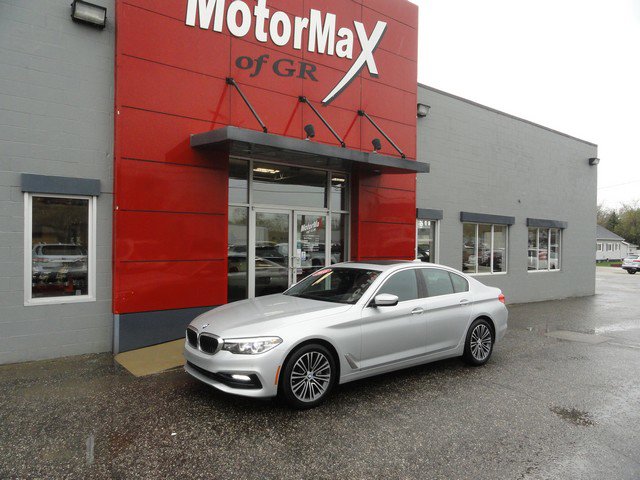 Used 2018 BMW 530i xDrive AWD/4WD image 1