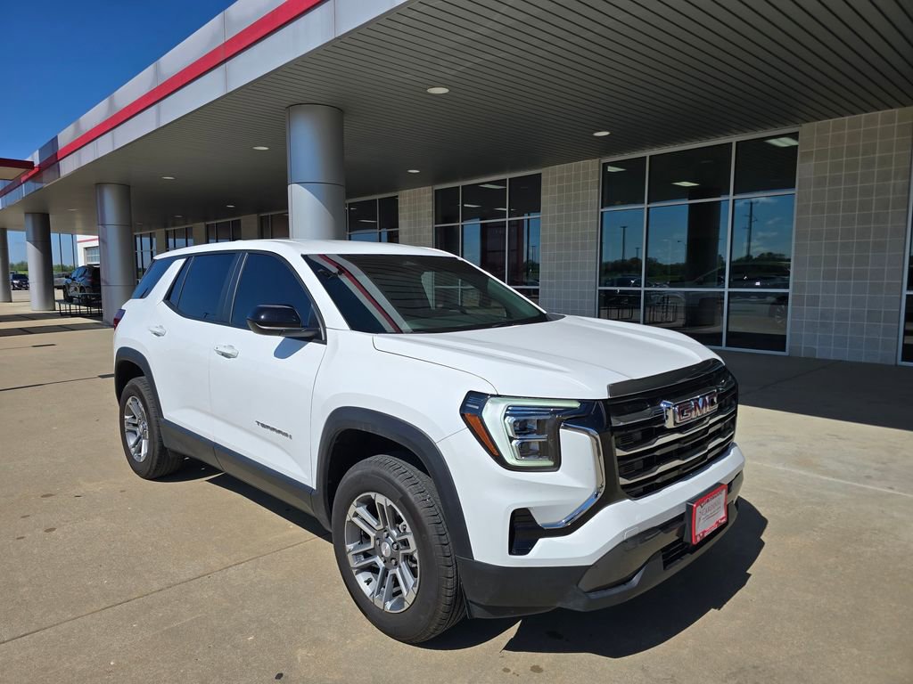 Used 2026 GMC Terrain Elevation image 8