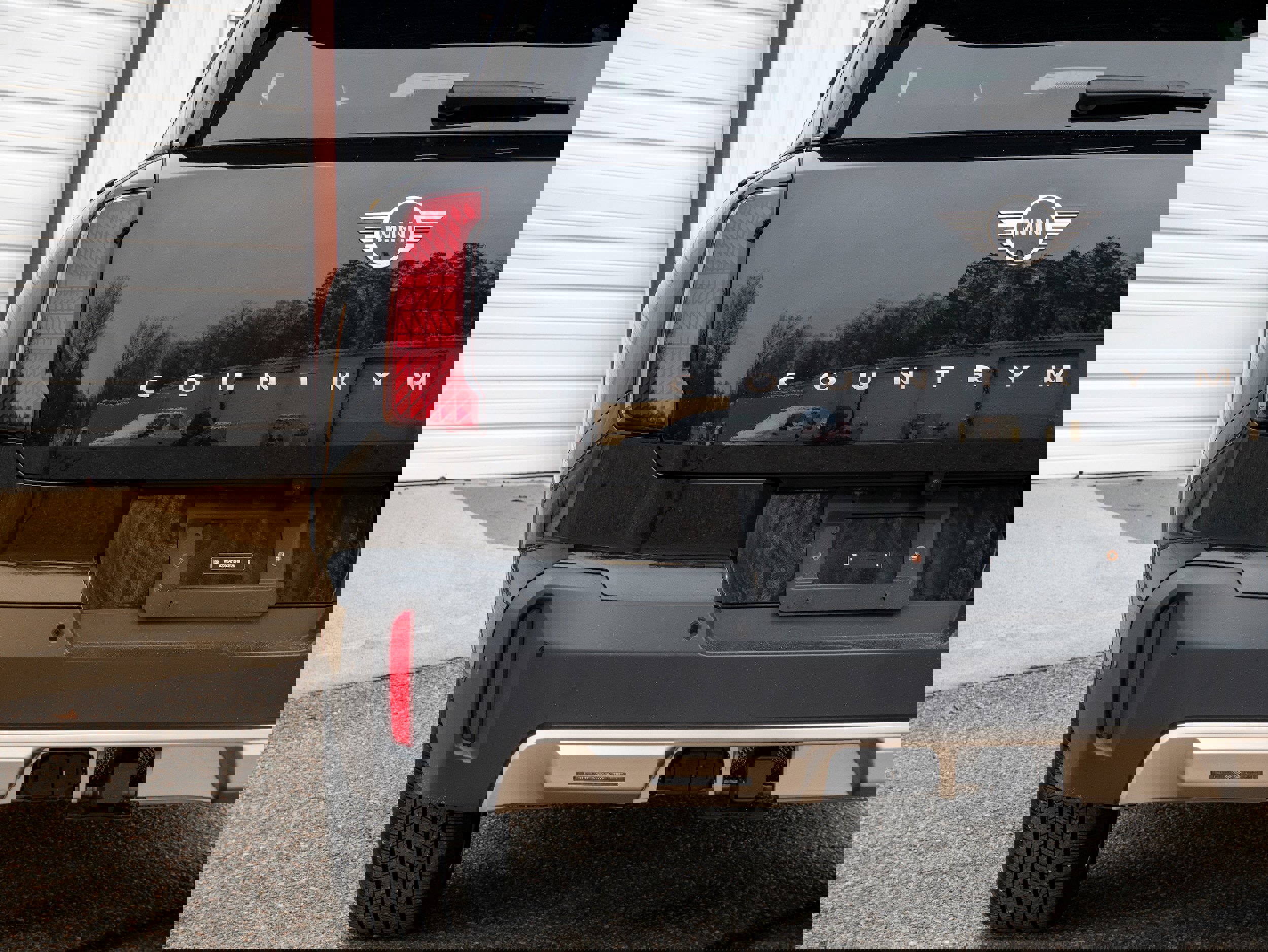 Used 2025 MINI Cooper Countryman S w/ Comfort Package Max image 16