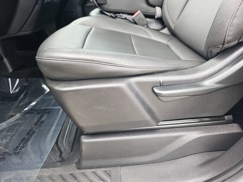 Used 2022 Chevrolet Silverado 3500 W/T AWD/4WD image 25