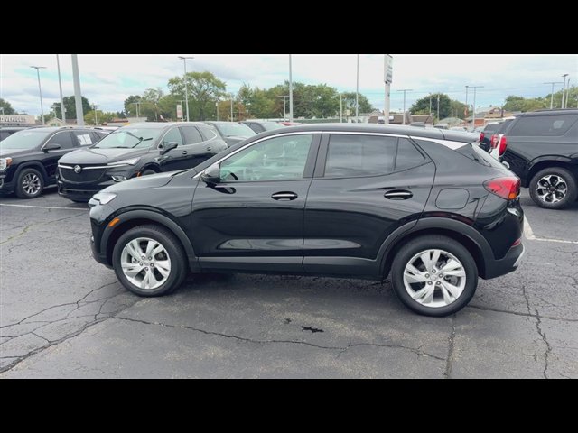 Certified 2024 Buick Encore GX Preferred w/ Comfort Package AWD/4WD image 5