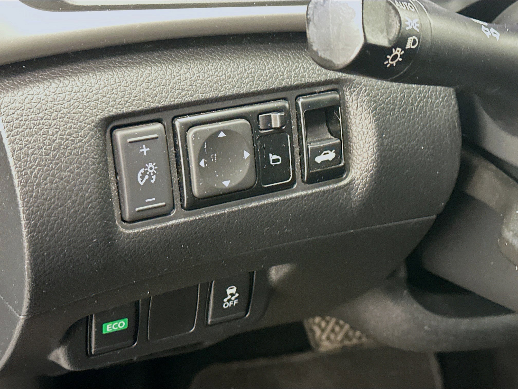 Used 2019 Nissan Sentra SV FWD image 17
