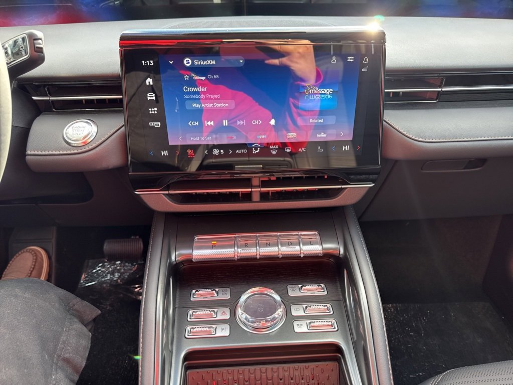 New 2026 Lincoln Nautilus Reserve image 3