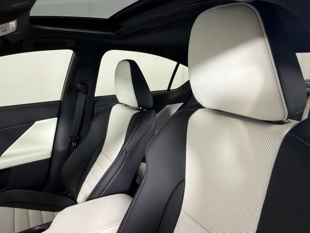 New 2026 Lexus IS 350 F Sport RWD image 5